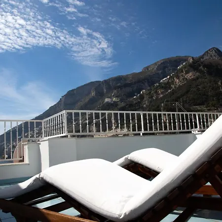 Prázdninový dům Infinity Sea View House